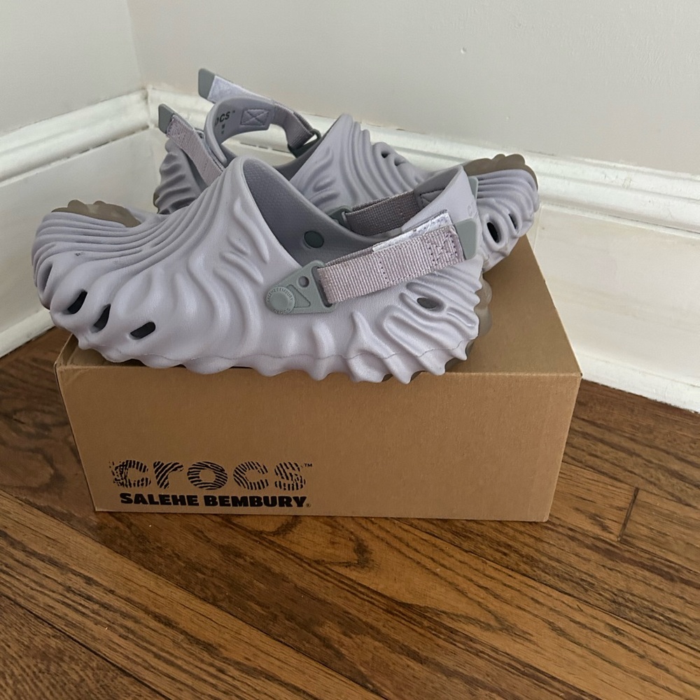 salehe burberry crocs purple